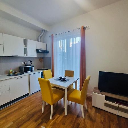 Apartment Dora Cetinje Ngoại thất bức ảnh