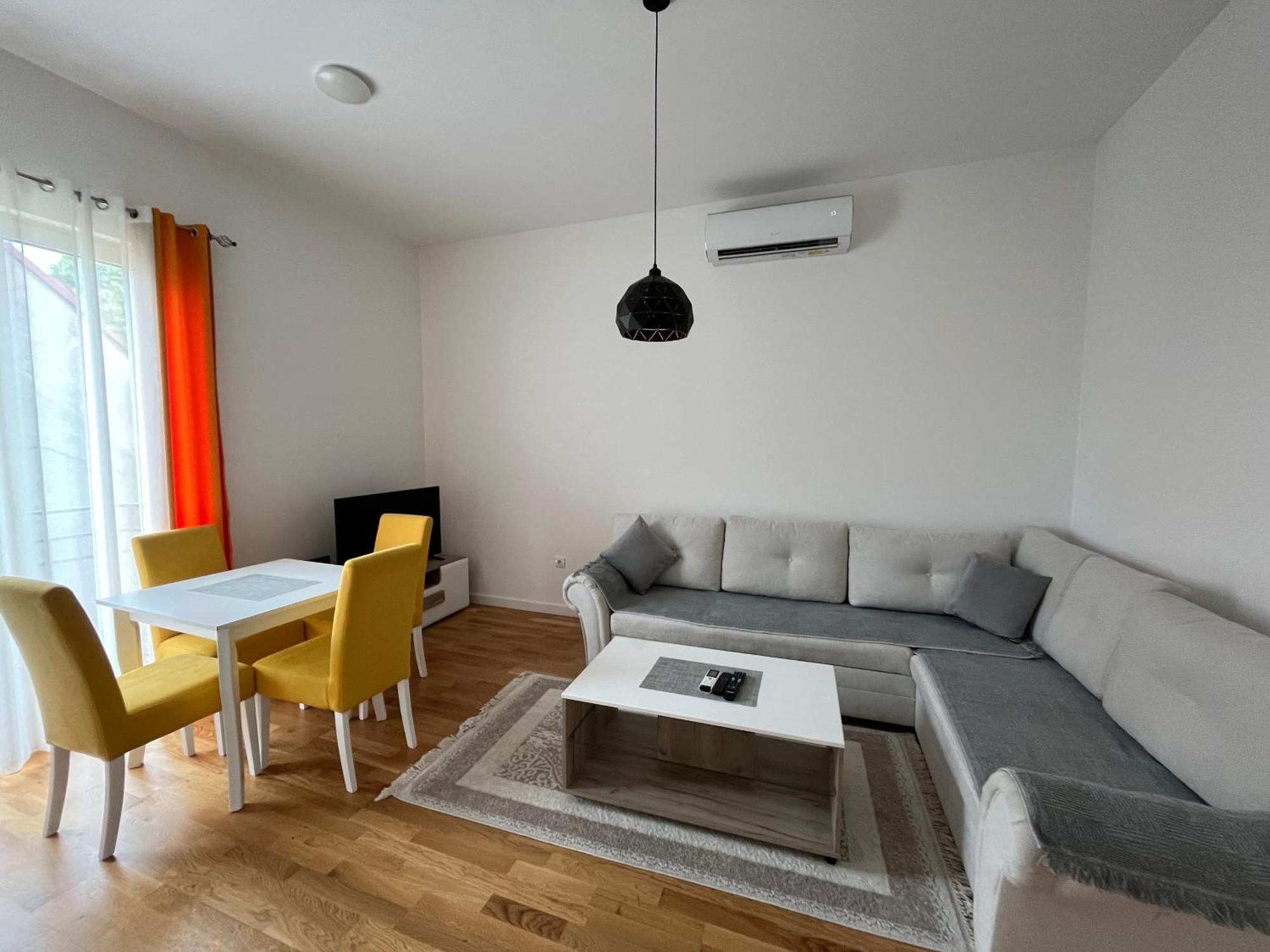 Apartment Dora Cetinje Ngoại thất bức ảnh